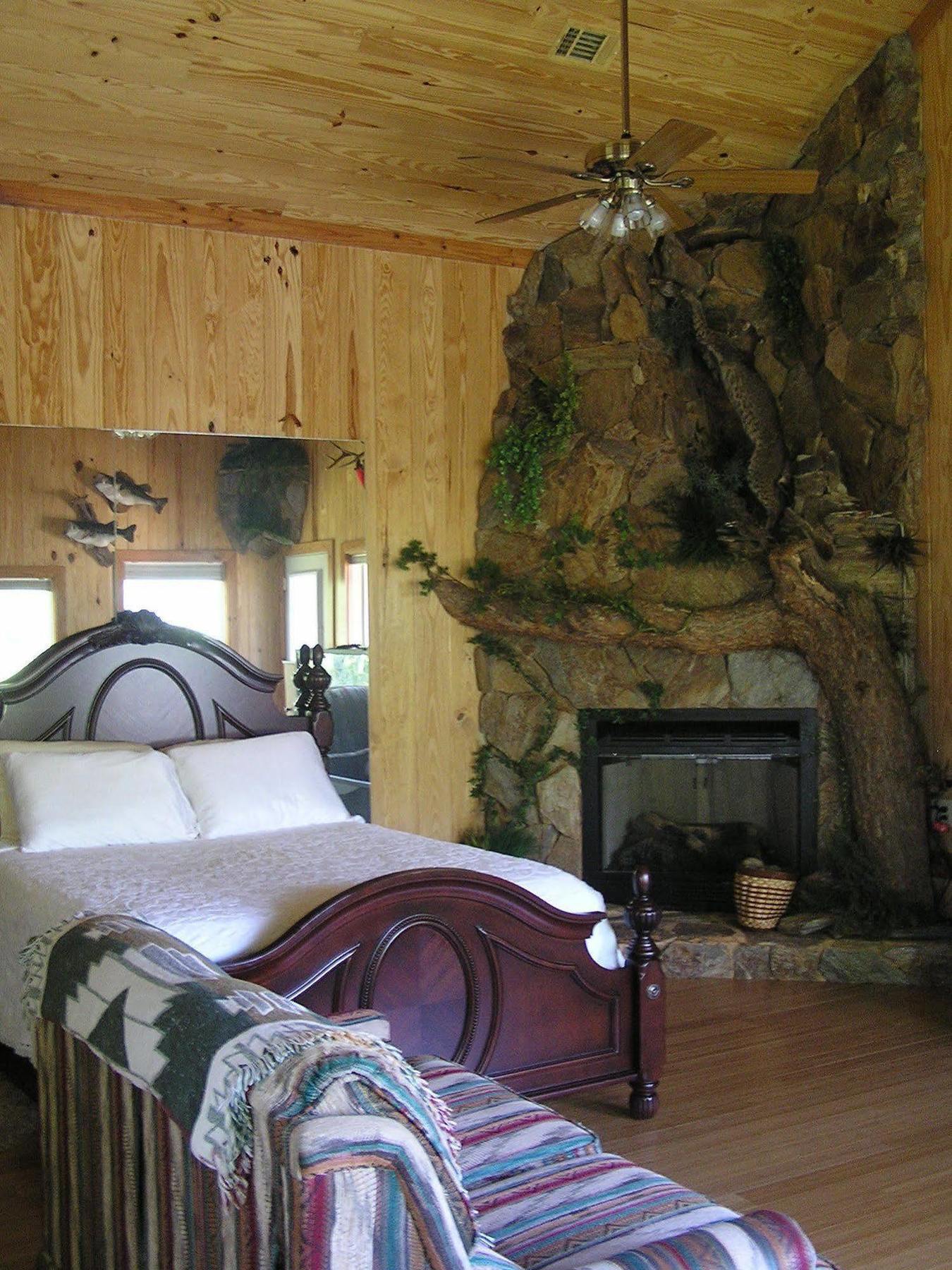 Shalom House Bed And Breakfast Tifton Szoba fotó