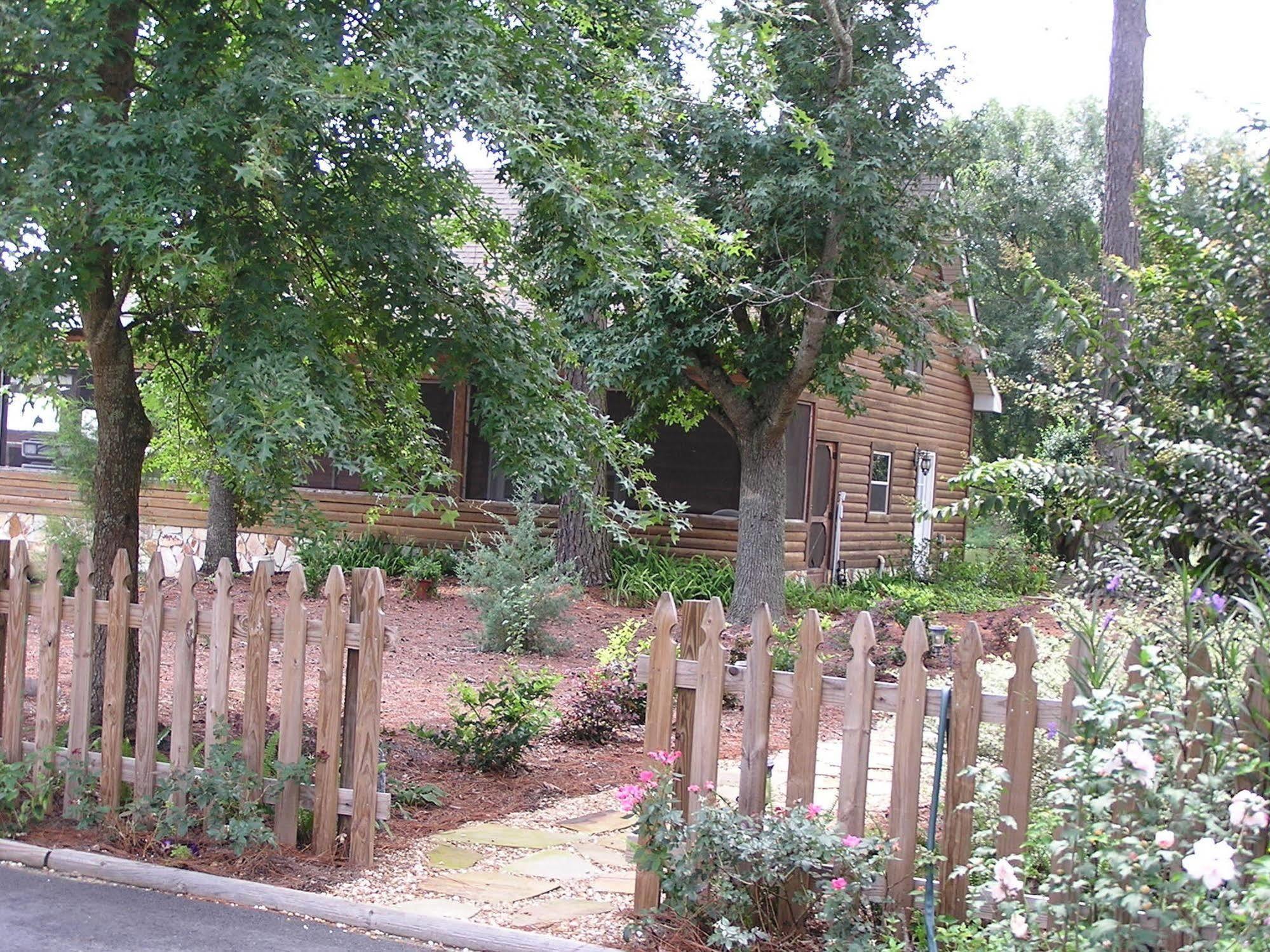 Shalom House Bed And Breakfast Tifton Kültér fotó